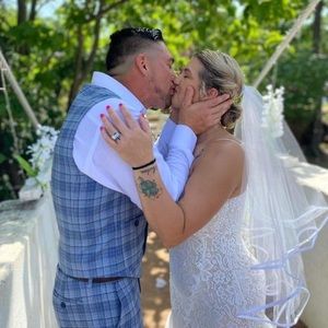 Meet your Posher, Candice